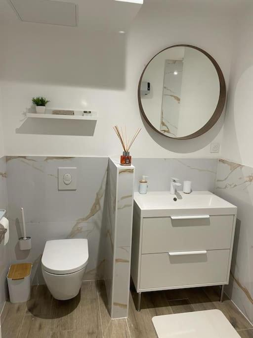 Love Room - Cocon Room - Toulon - אוליאולה מראה חיצוני תמונה