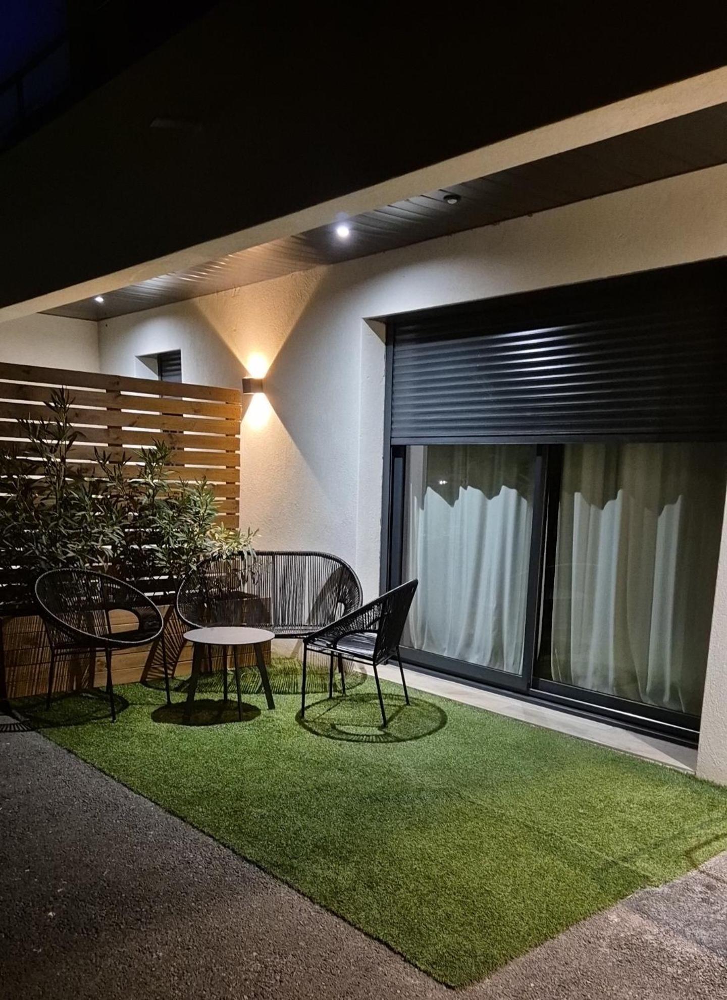 Love Room - Cocon Room - Toulon - אוליאולה מראה חיצוני תמונה